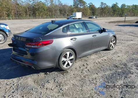 2018 Kia Optima Sx Turbo z USA, uszkodzony, nr VIN 5XXGW4L29JG242920